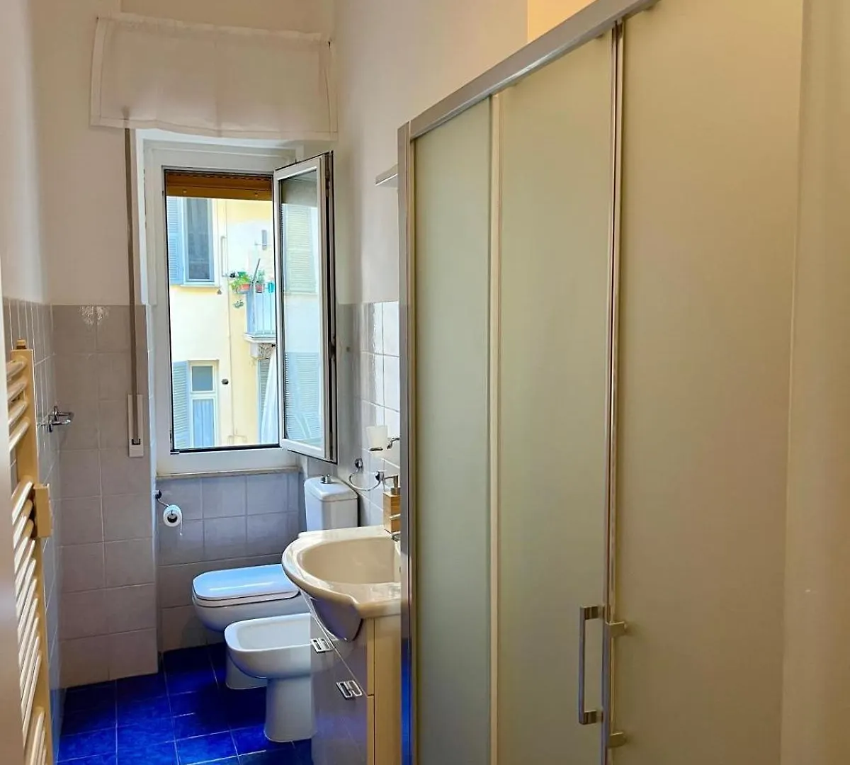 Lady'S Home La Spezia Italy